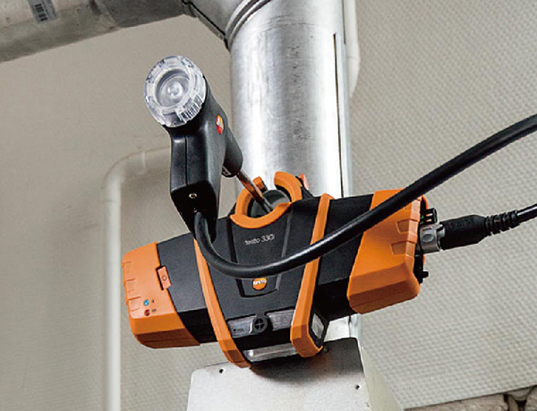 Testo 330i - the first flue gas analyzer with remote control